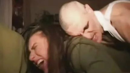 Peeping ថេរនៃ pussy អាក្រាតឆាប់ឬក្រោយនឹងនាំឱ្យមានការ fucking។