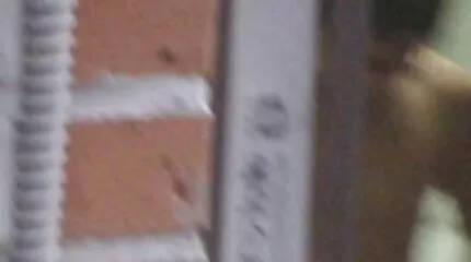 Fucks ក្មេងស្រីចាស់ទុំឥតខ្ចោះជាមួយនឹងបុរសម្នាក់ដែលមានវ័យក្មេងជាង